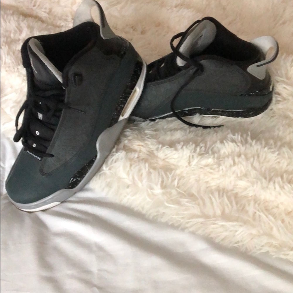 Jordan retro dub zero off courts